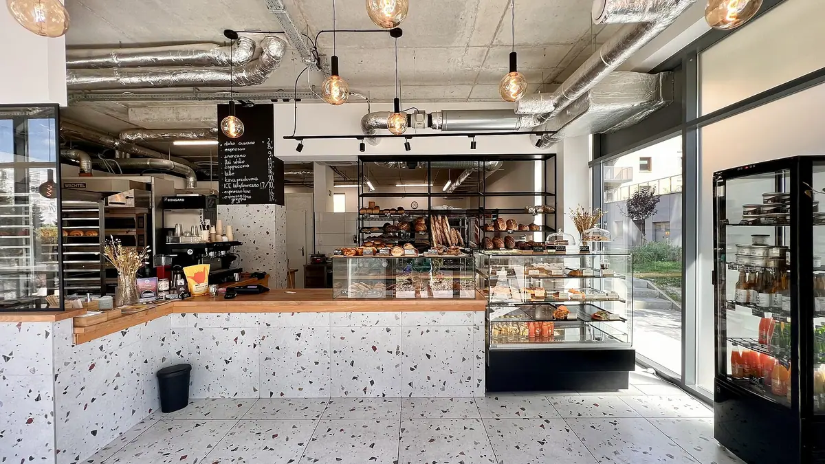 Browns Bakery – bakery in Heywood town centre